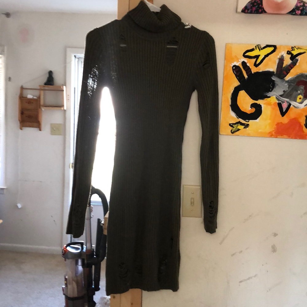 Brown dress